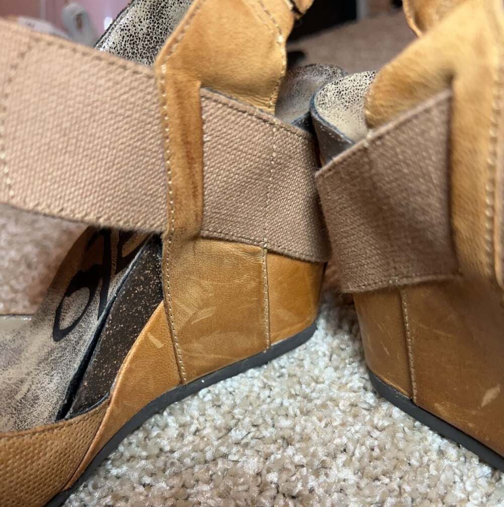 OTBT Rexburg Wedge Sandals Tan Leather Textile Size 7M - Picture 7 of 10